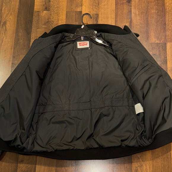 NWOT Men's Levi’s Bomber Jacket - Picture 5 of 6